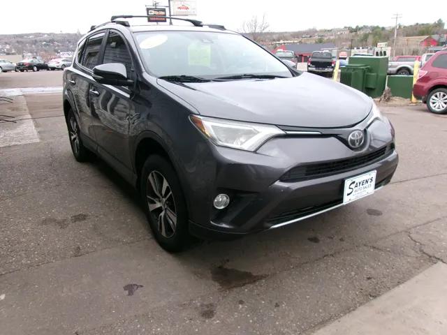 toyota rav4 2017 JTMRFREV5HJ700021 image toyota rav4 2017 JTMRFREV5HJ700021 image