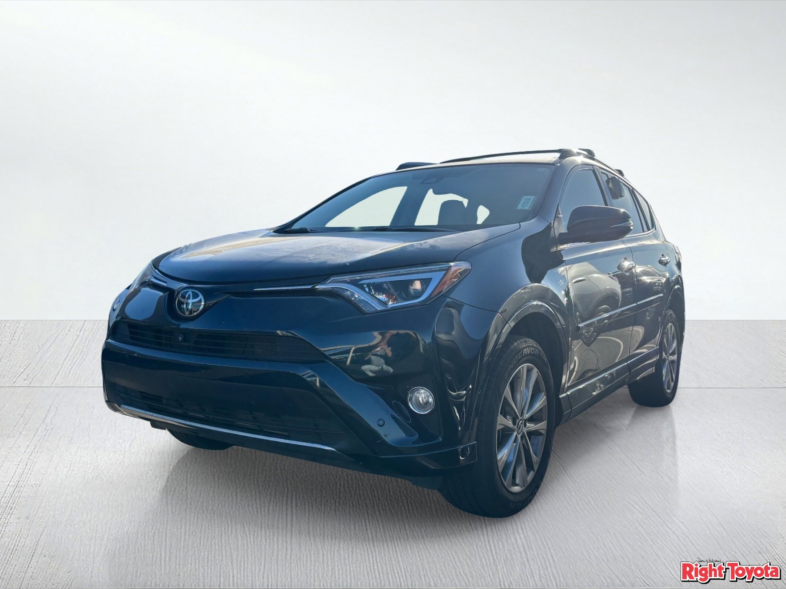 toyota rav4 2017 2T3YFREV2HW323726 image toyota rav4 2017 2T3YFREV2HW323726 image