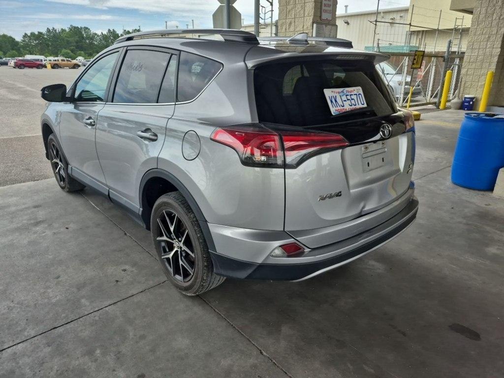 toyota rav4 2017 2T3JFREV8HW674075 image toyota rav4 2017 2T3JFREV8HW674075 image