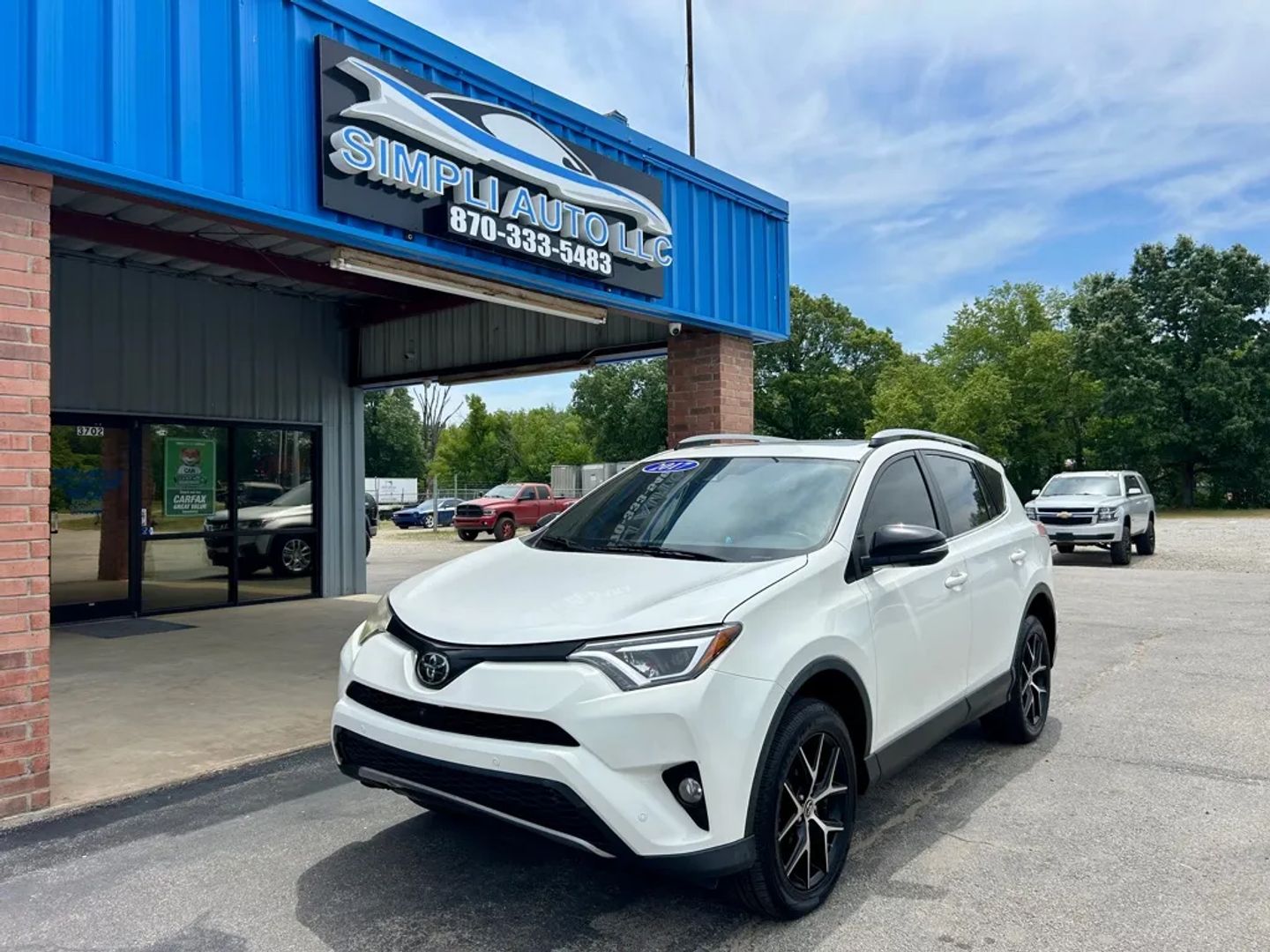 toyota rav4 2017 JTMJFREV0HJ165712 image toyota rav4 2017 JTMJFREV0HJ165712 image