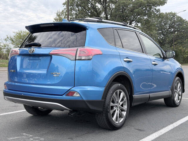 toyota rav4 2017 JTMDFREV3HJ165751 image toyota rav4 2017 JTMDFREV3HJ165751 image