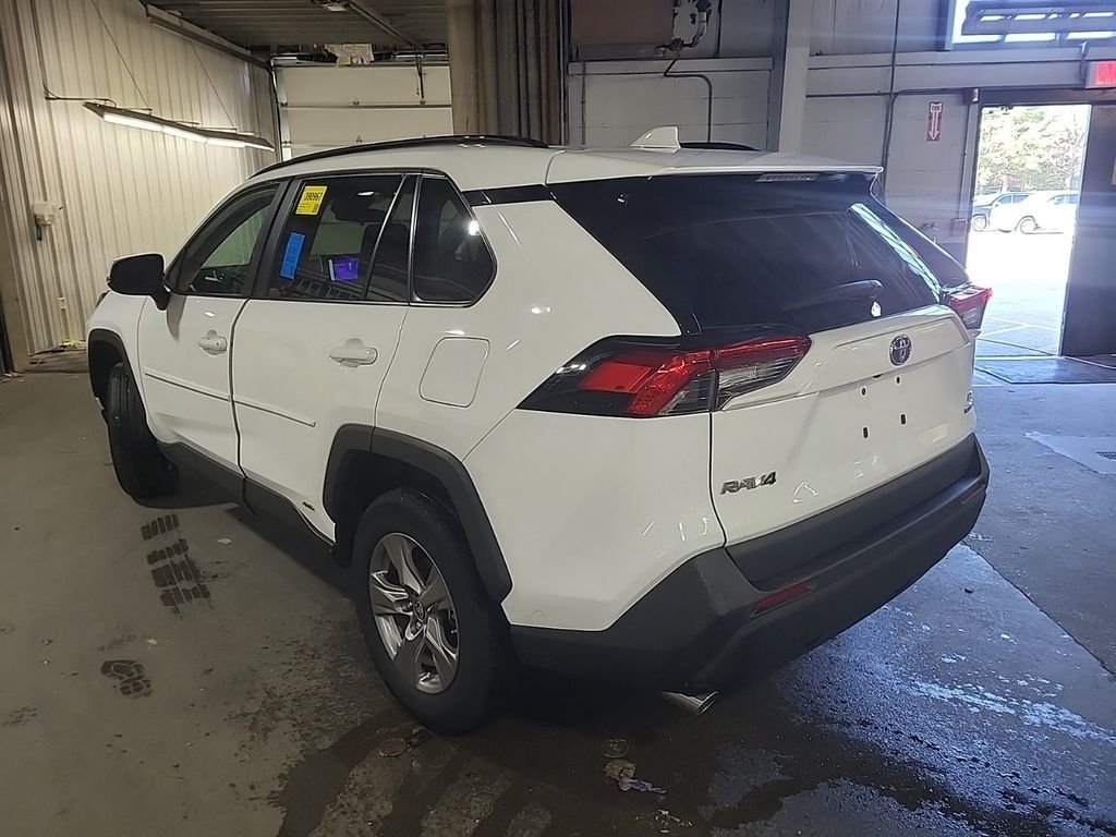 toyota rav4 2024 4T3MWRFV3RU150863 image