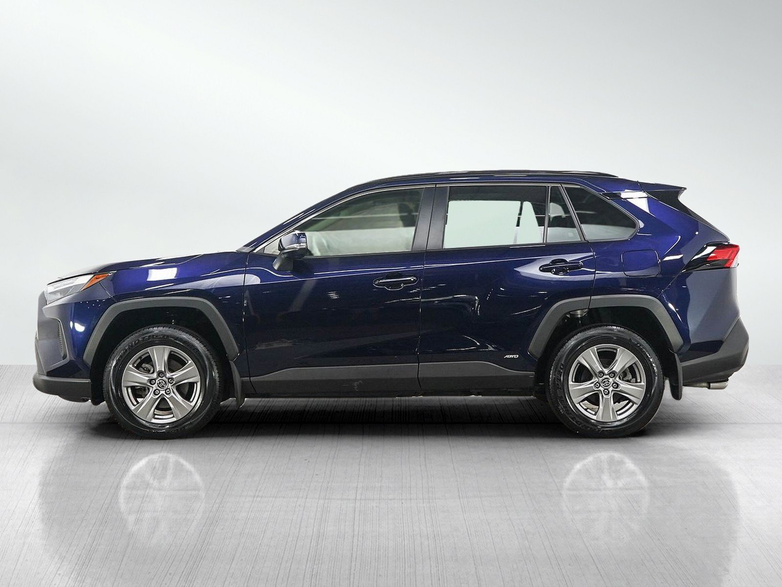toyota rav4 2024 JTMRWRFV4RJ061517 image toyota rav4 2024 JTMRWRFV4RJ061517 image