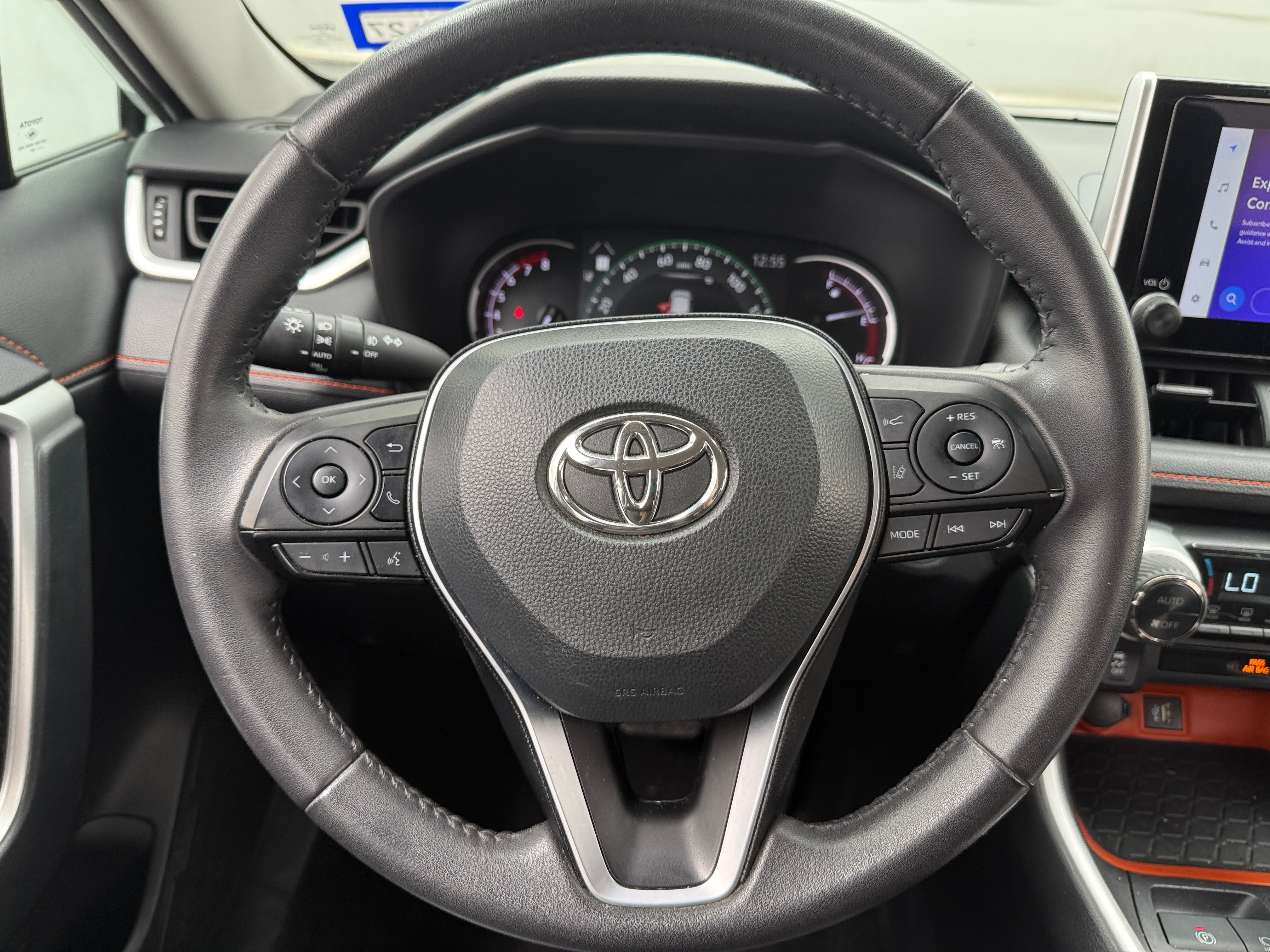 toyota rav4 2024 2T3J1RFV0RW465301 image toyota rav4 2024 2T3J1RFV0RW465301 image