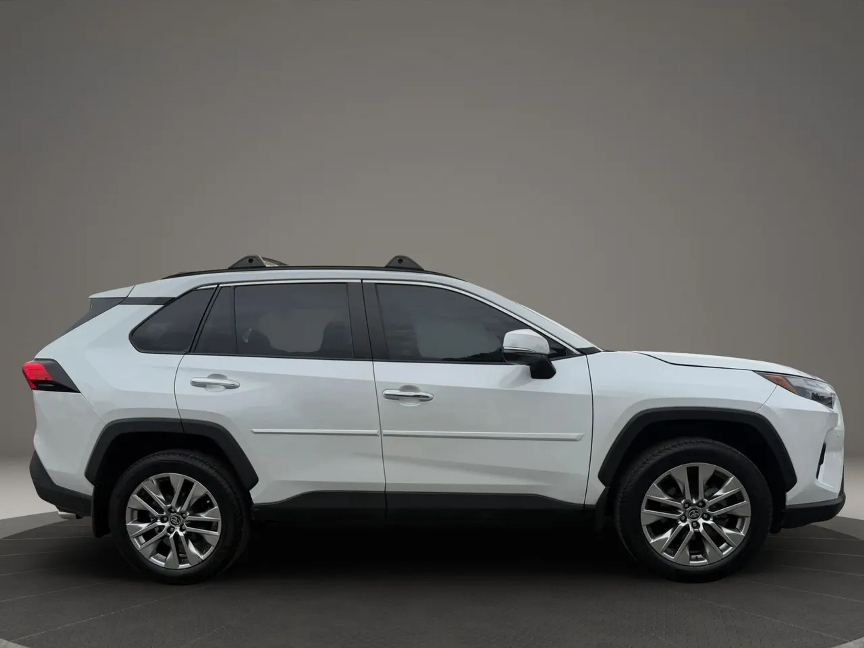 toyota rav4 2024 2T3N1RFV5RW472097 image toyota rav4 2024 2T3N1RFV5RW472097 image