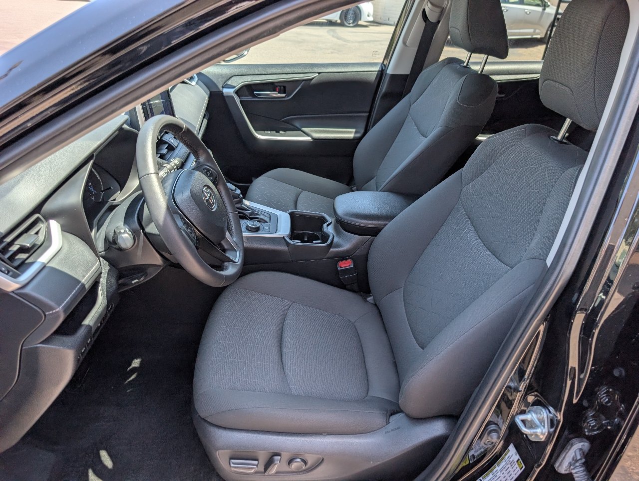 toyota rav4 2024 4T3RWRFV1RU127412 image toyota rav4 2024 4T3RWRFV1RU127412 image
