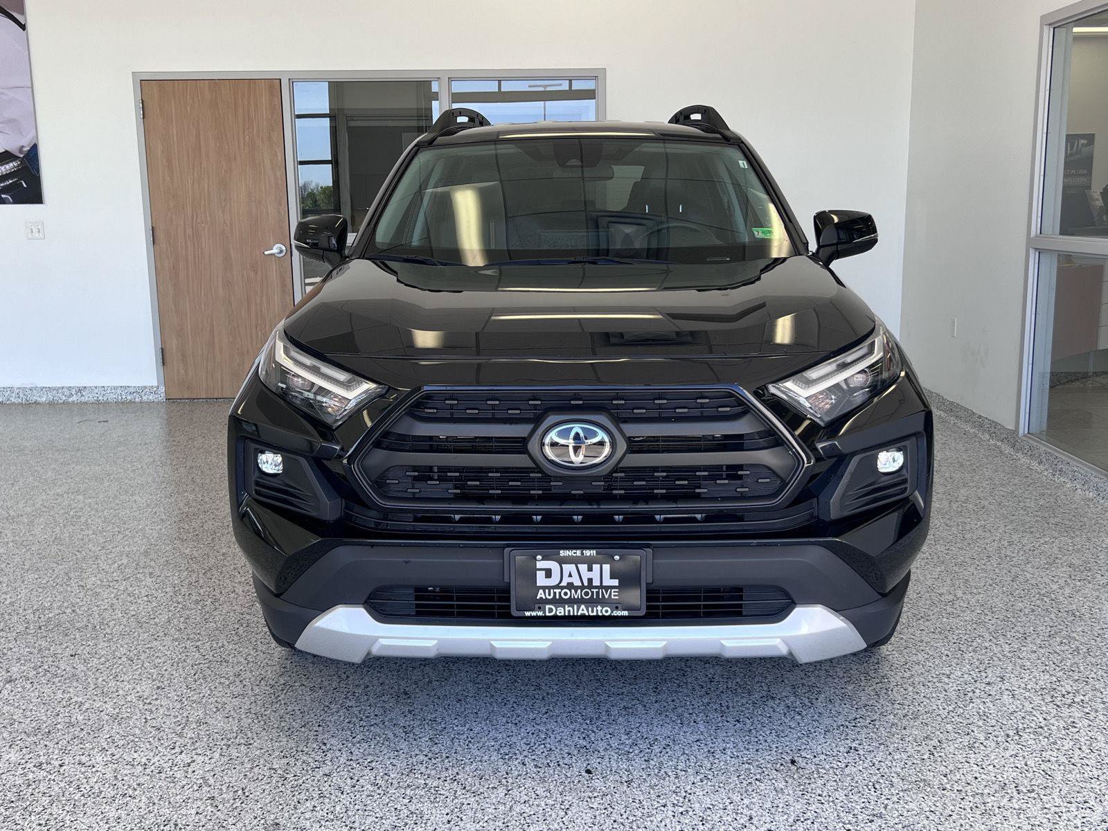 toyota rav4 2024 2T3J1RFV2RW463260 image toyota rav4 2024 2T3J1RFV2RW463260 image