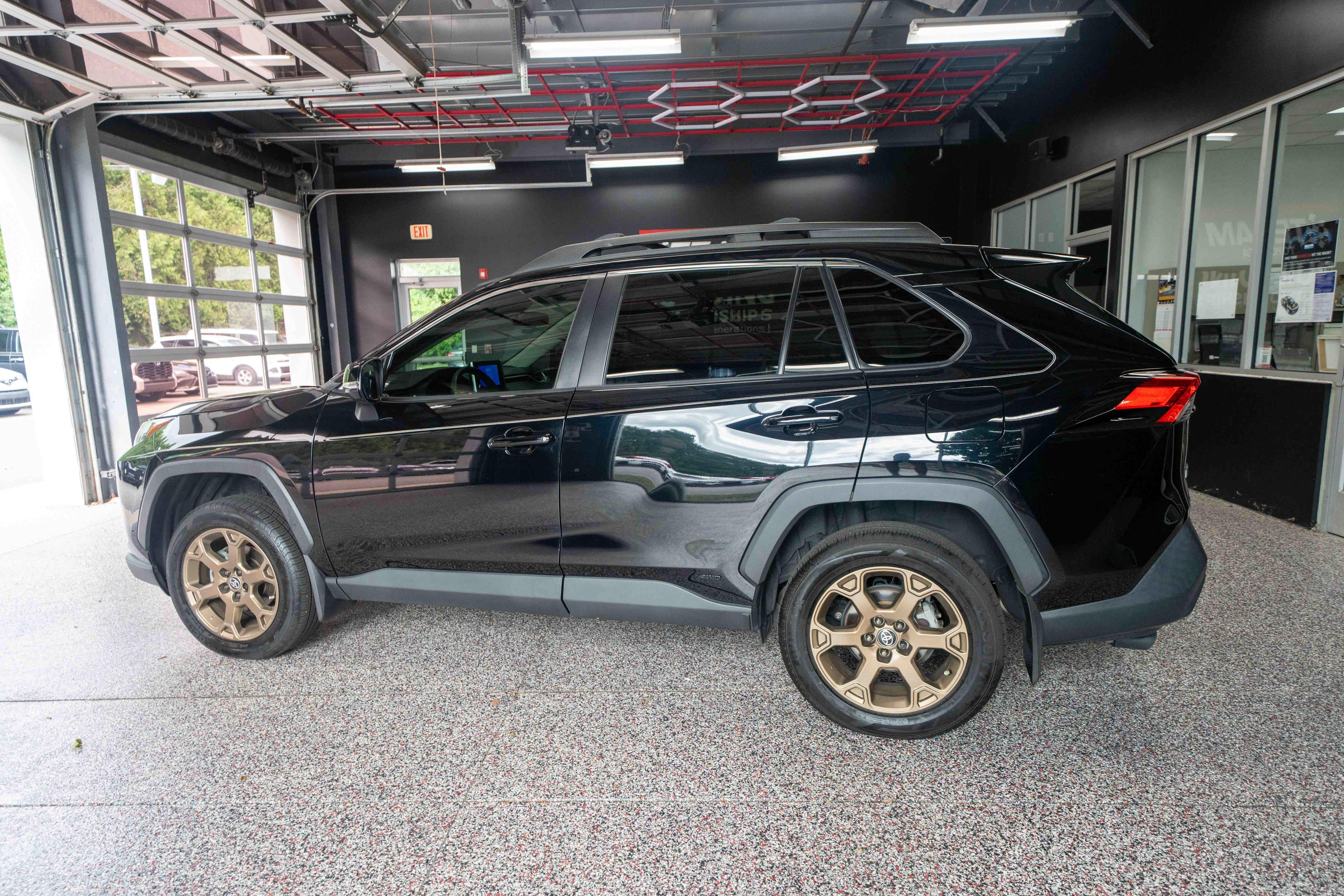 toyota rav4 2024 2T3UWRFV5RW220363 image toyota rav4 2024 2T3UWRFV5RW220363 image