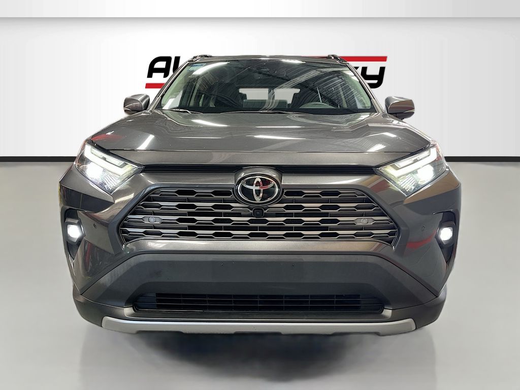 toyota rav4 2024 2T3N1RFV4RW409590 image toyota rav4 2024 2T3N1RFV4RW409590 image