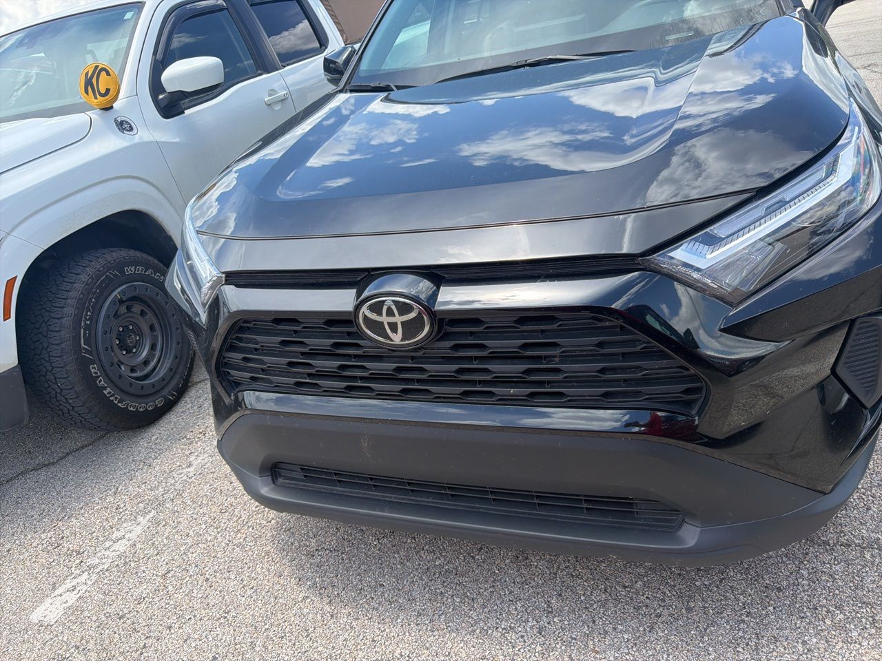 toyota rav4 2024 2T3W1RFV8RW333764 image toyota rav4 2024 2T3W1RFV8RW333764 image