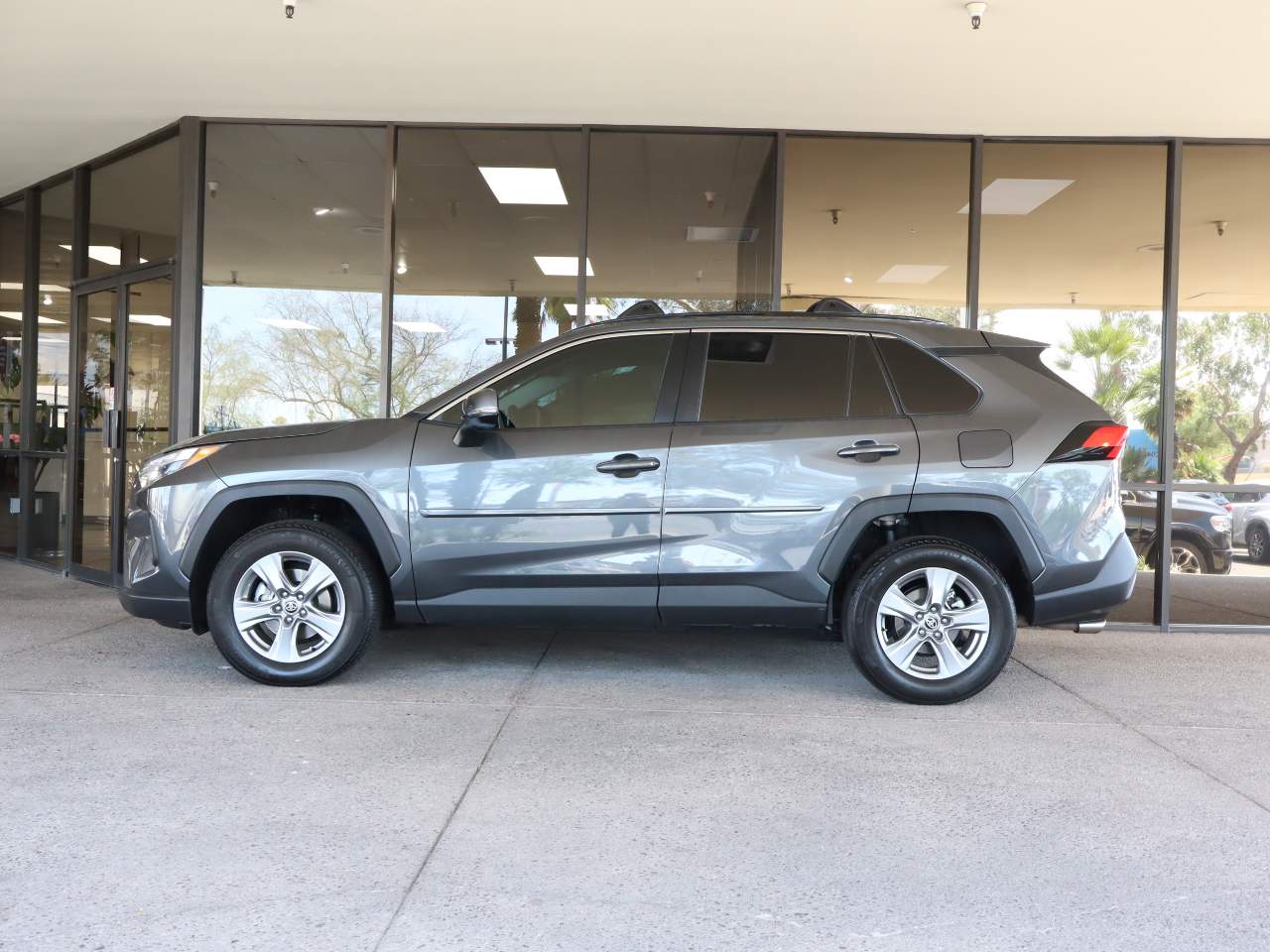 toyota rav4 2024 2T3W1RFV7RW355061 image toyota rav4 2024 2T3W1RFV7RW355061 image