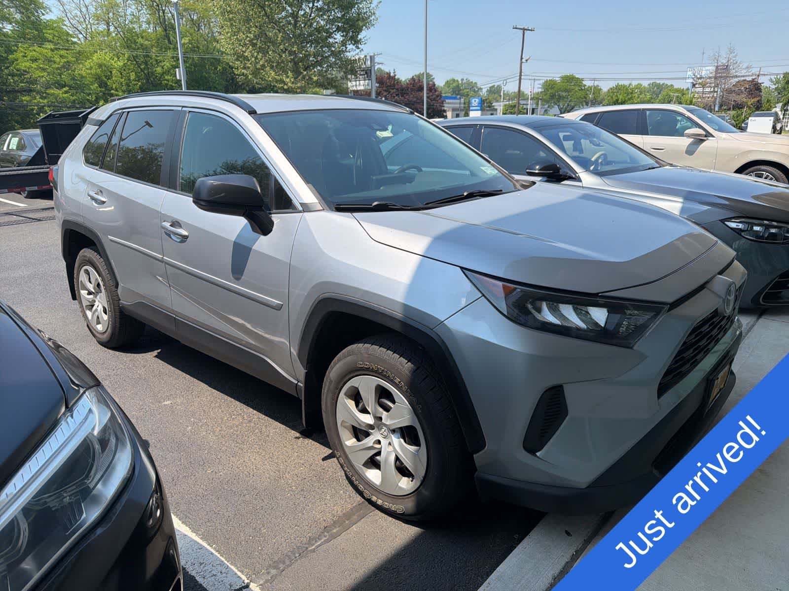 toyota rav4 2020 2T3F1RFV5LW135411 image toyota rav4 2020 2T3F1RFV5LW135411 image