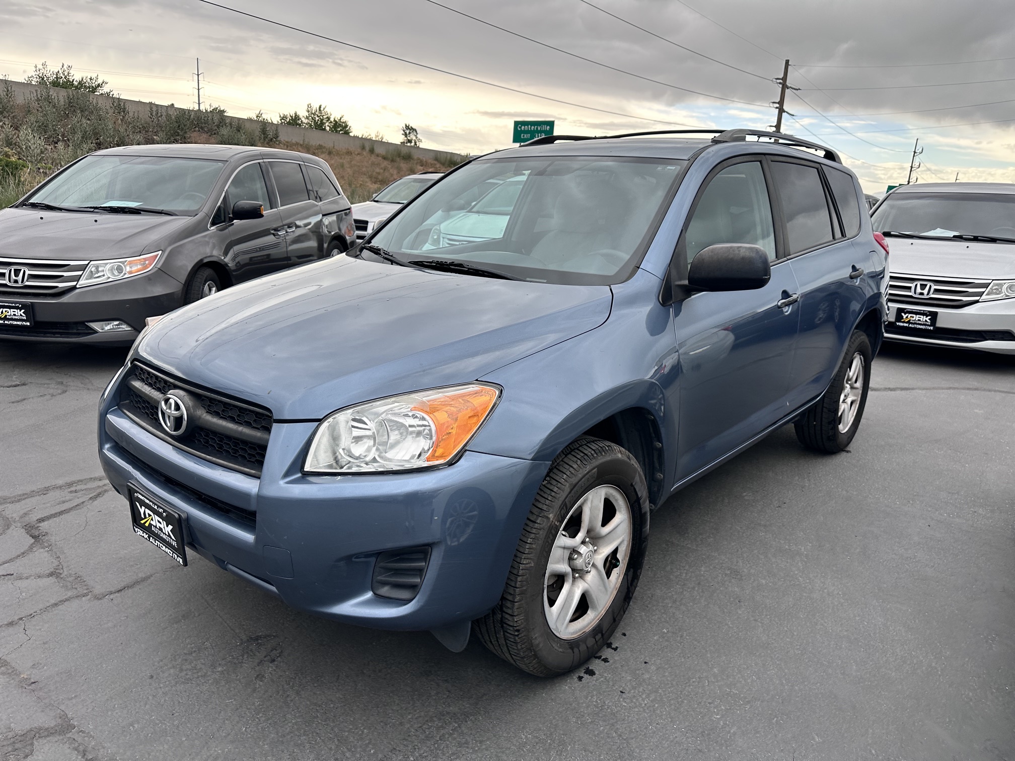 toyota rav4 2011 2T3KF4DV3BW070952 image toyota rav4 2011 2T3KF4DV3BW070952 image