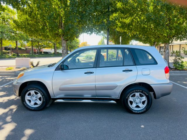 toyota rav4 2003 JTEHH20V936070953 image toyota rav4 2003 JTEHH20V936070953 image