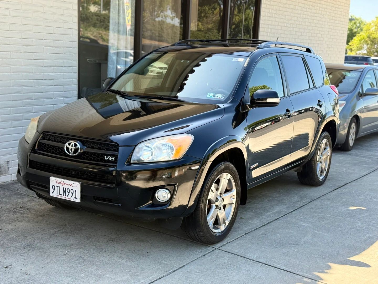 toyota rav4 2010 JTMRK4DV8A5096558 image toyota rav4 2010 JTMRK4DV8A5096558 image