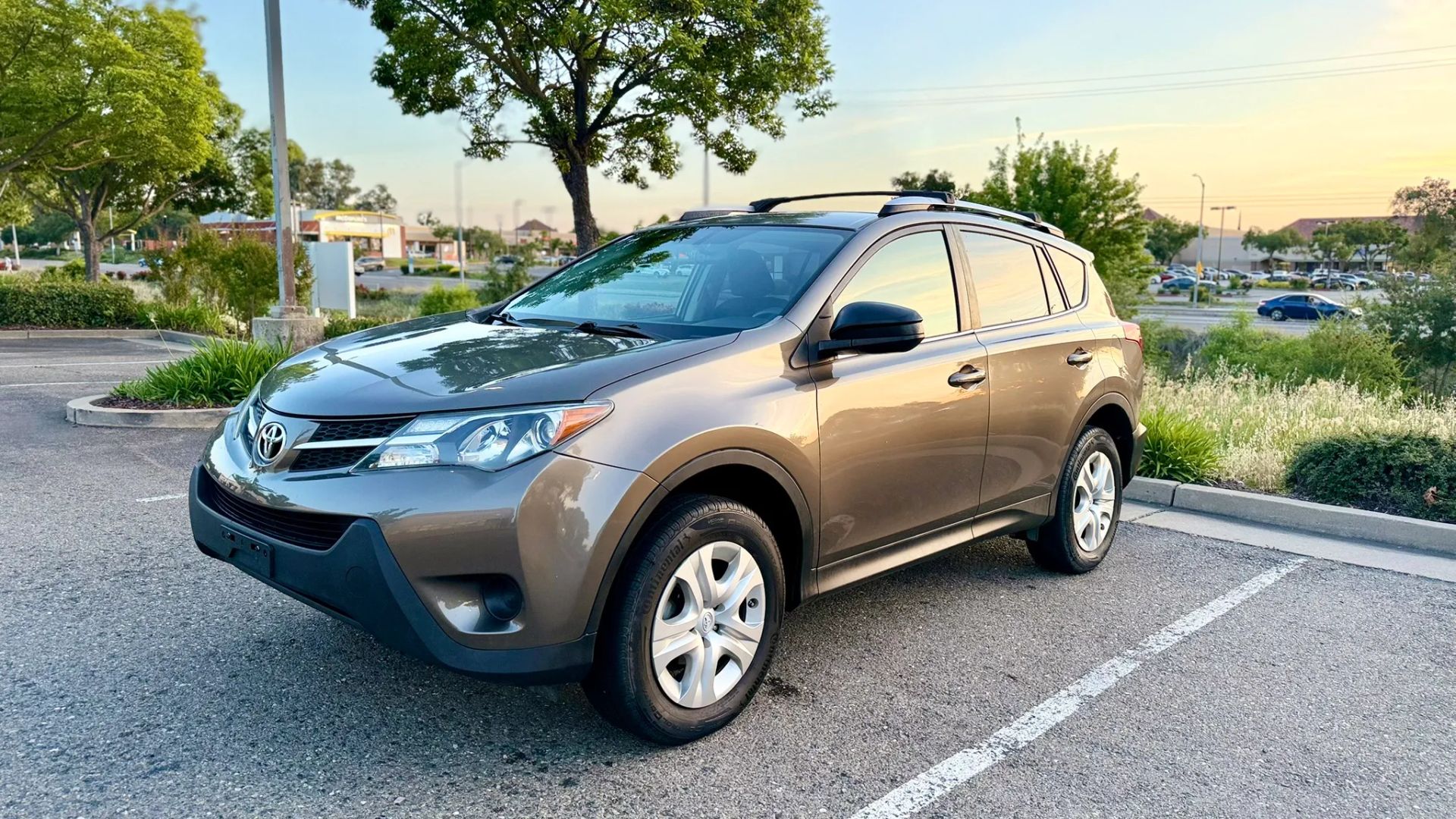 toyota rav4 2014 JTMZFREV6ED041487 image toyota rav4 2014 JTMZFREV6ED041487 image