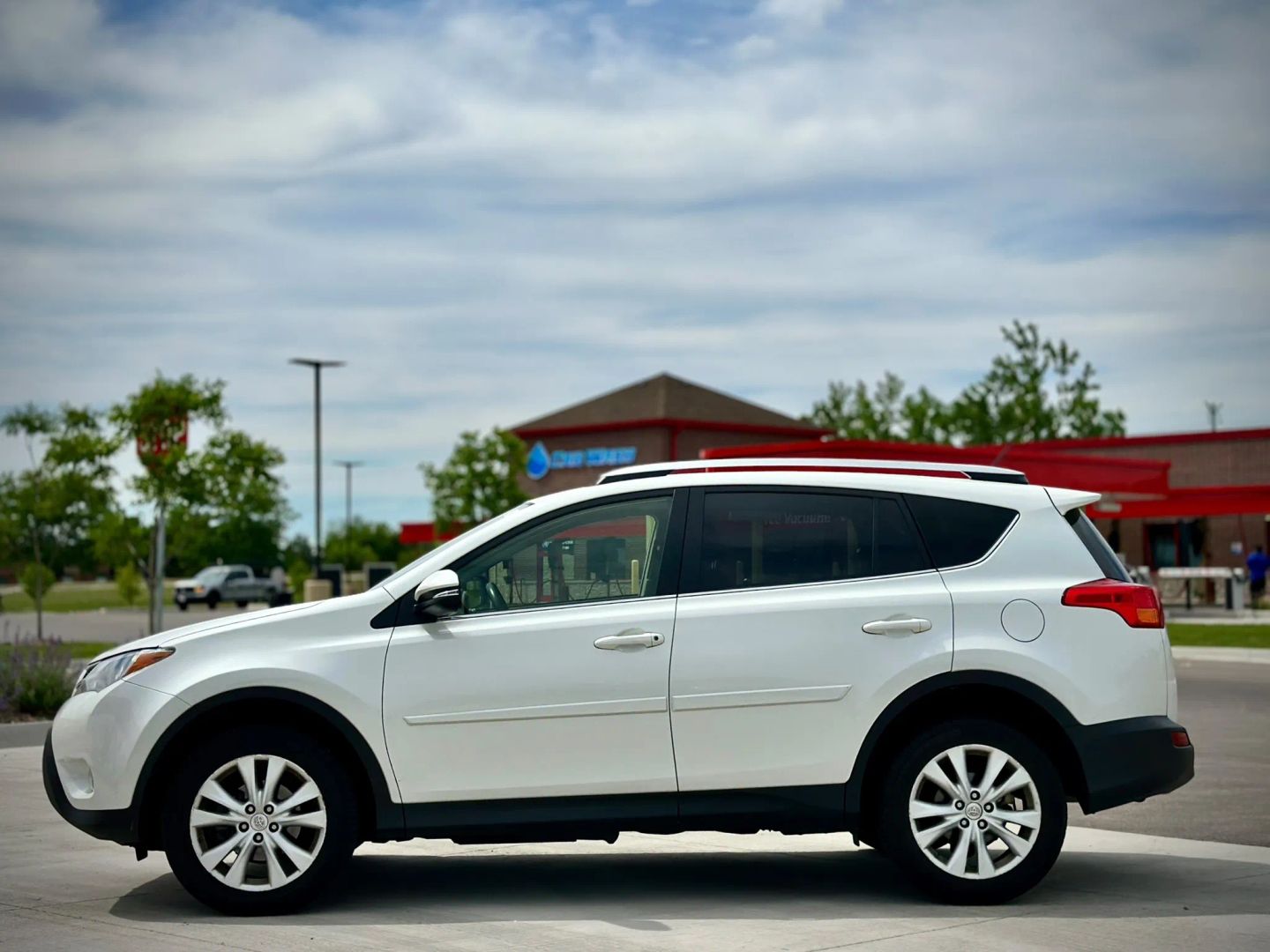 toyota rav4 2014 JTMDFREVXED084689 image toyota rav4 2014 JTMDFREVXED084689 image