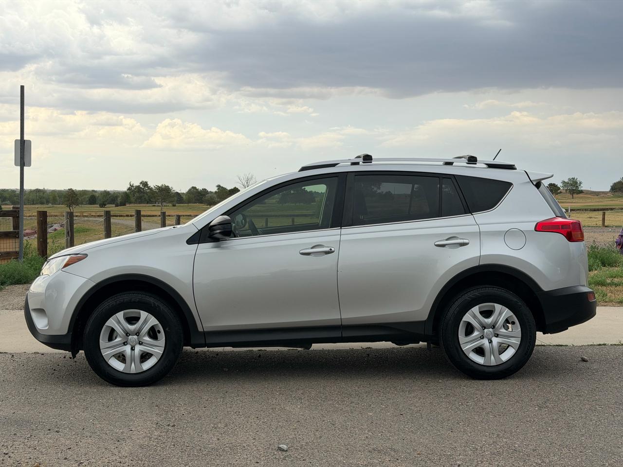 toyota rav4 2015 JTMBFREV0FD156654 image toyota rav4 2015 JTMBFREV0FD156654 image