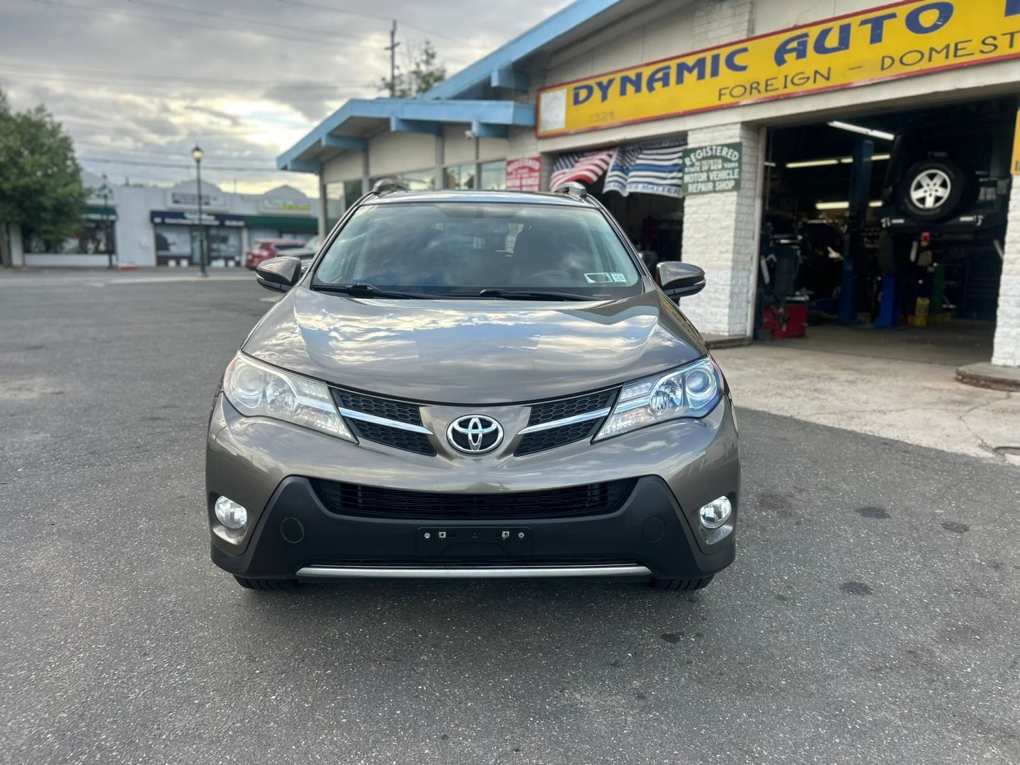 toyota rav4 2015 JTMDFREV8FD134684 image toyota rav4 2015 JTMDFREV8FD134684 image