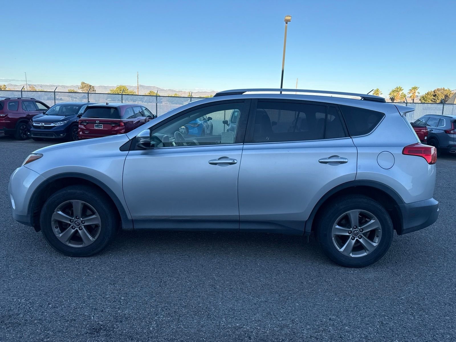 toyota rav4 2015 JTMWFREV4FJ043969 image toyota rav4 2015 JTMWFREV4FJ043969 image