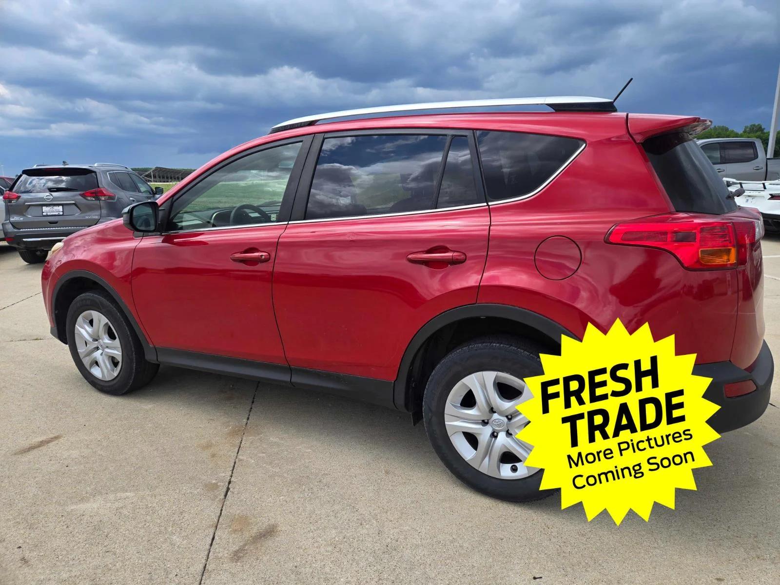 toyota rav4 2015 JTMZFREV7FD079506 image toyota rav4 2015 JTMZFREV7FD079506 image