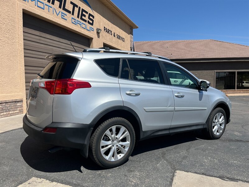 toyota rav4 2015 JTMDFREV3FJ025731 image toyota rav4 2015 JTMDFREV3FJ025731 image