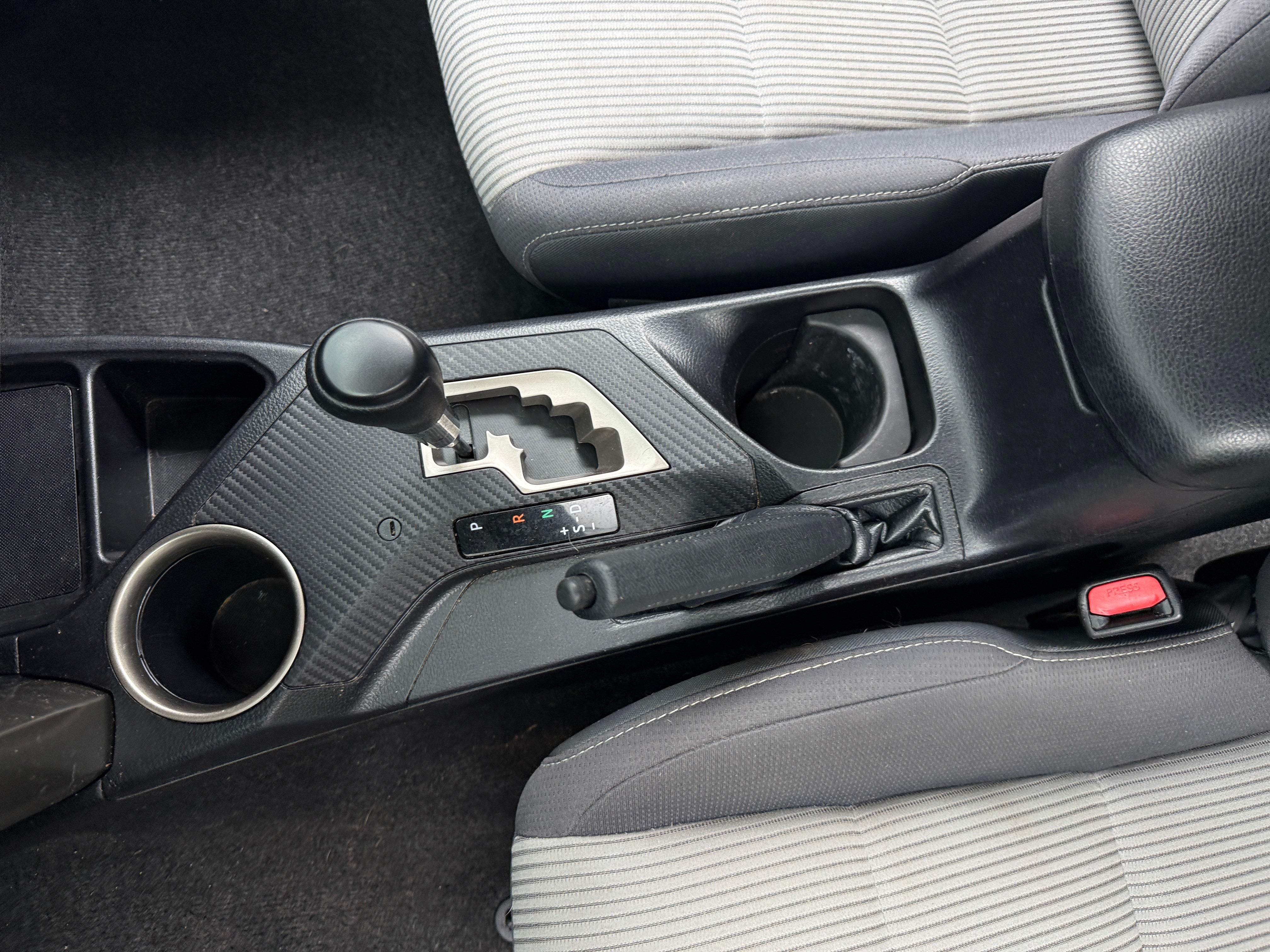 toyota rav4 2015 2T3RFREV1FW335951 image toyota rav4 2015 2T3RFREV1FW335951 image