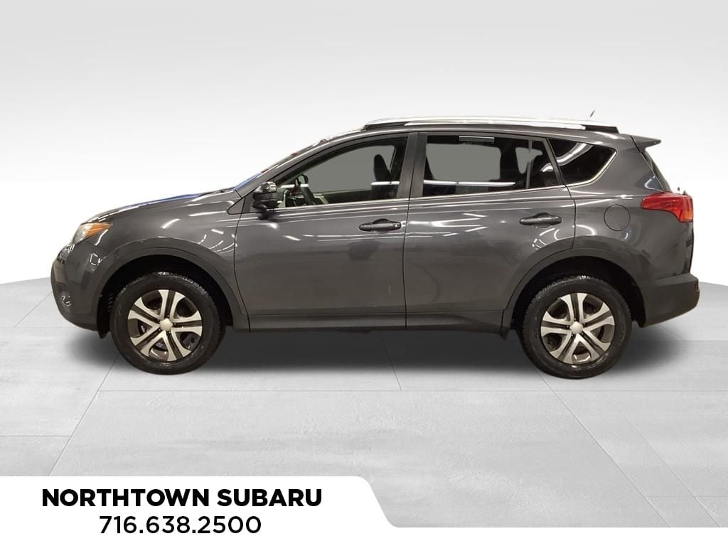 toyota rav4 2015 JTMZFREV9FJ047657 image toyota rav4 2015 JTMZFREV9FJ047657 image