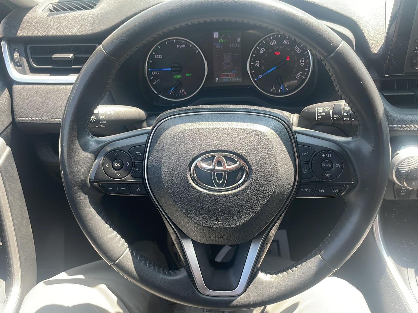 toyota rav4 2022 JTMRWRFV8NJ055715 image toyota rav4 2022 JTMRWRFV8NJ055715 image