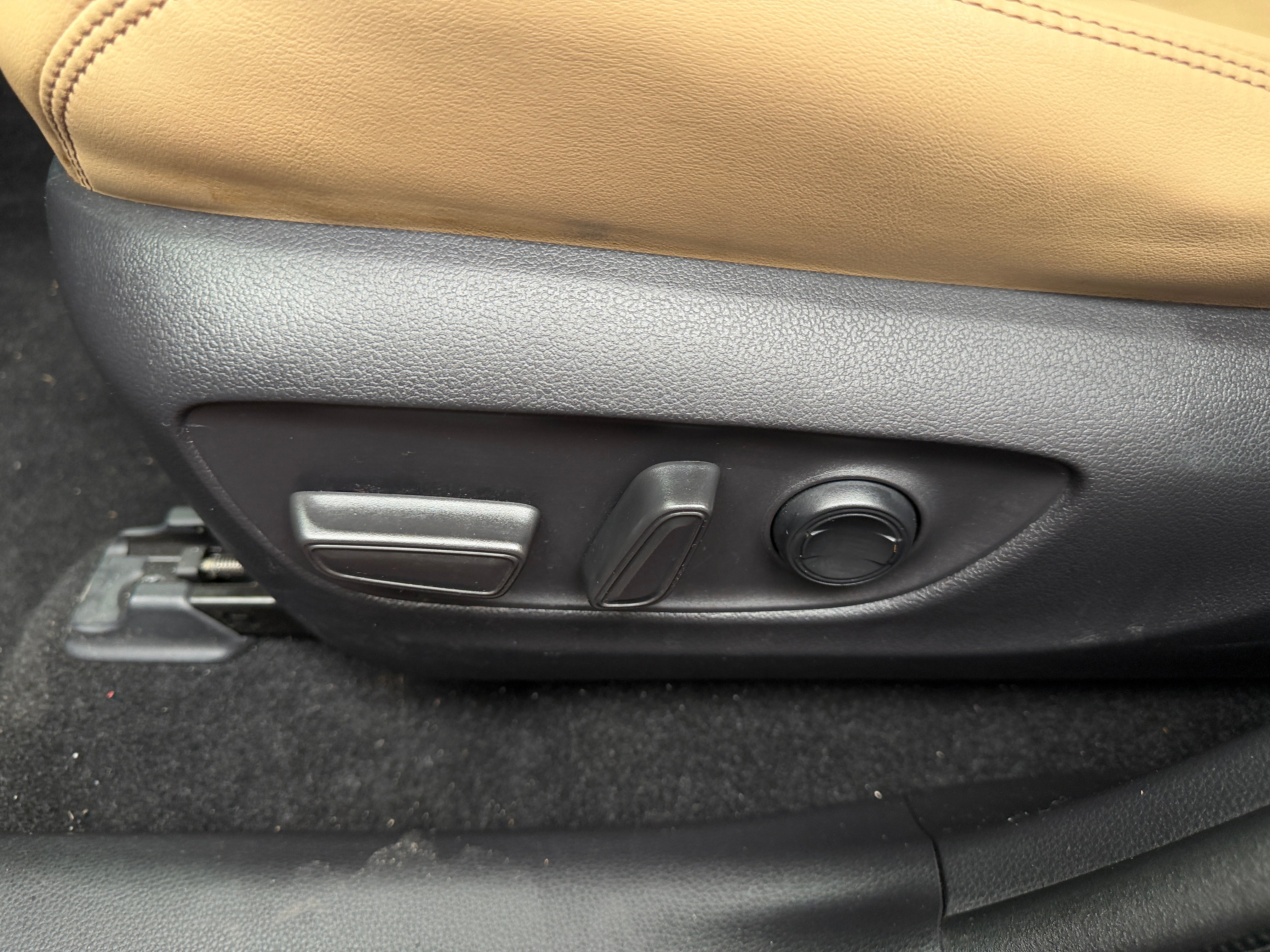 toyota rav4 2022 JTMD6RFV1ND051255 image toyota rav4 2022 JTMD6RFV1ND051255 image