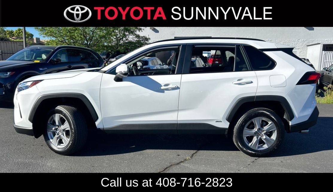 toyota rav4 2022 2T3K1RFVXNC208825 image