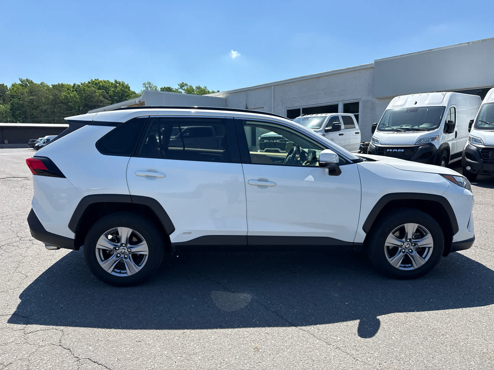 toyota rav4 2022 JTMRWRFV7ND153309 image toyota rav4 2022 JTMRWRFV7ND153309 image