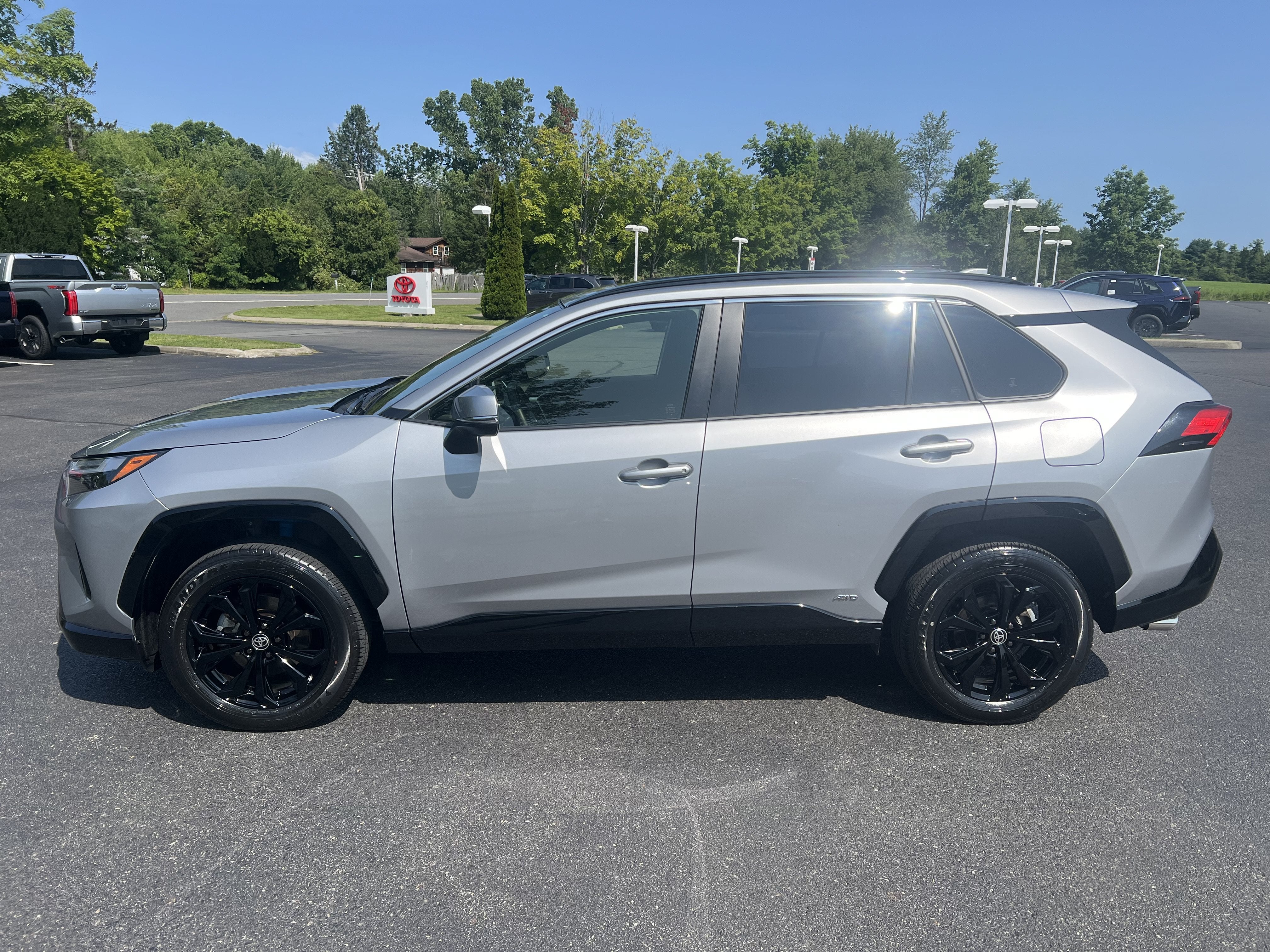 toyota rav4 2025 JTM16RFV0SJ085493 image toyota rav4 2025 JTM16RFV0SJ085493 image