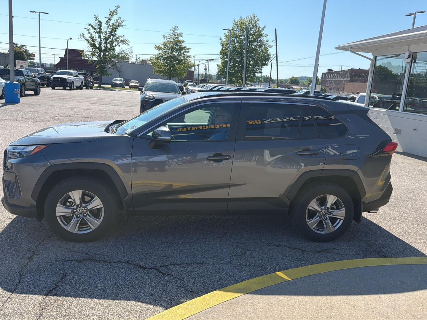toyota rav4 2025 2T3P1RFV1SC517925 image toyota rav4 2025 2T3P1RFV1SC517925 image
