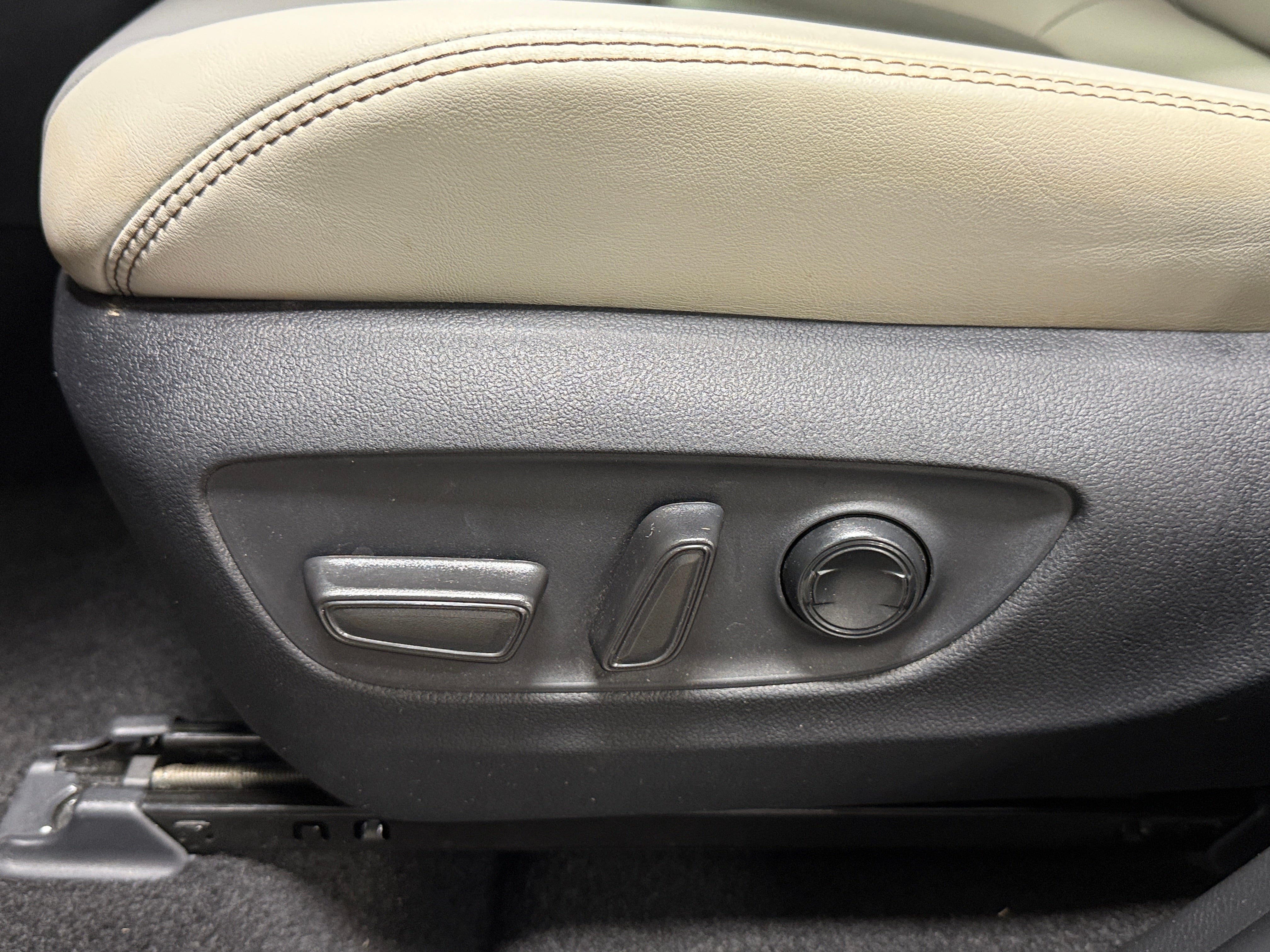 toyota rav4 2025 2T3C1RFV6SC313166 image toyota rav4 2025 2T3C1RFV6SC313166 image