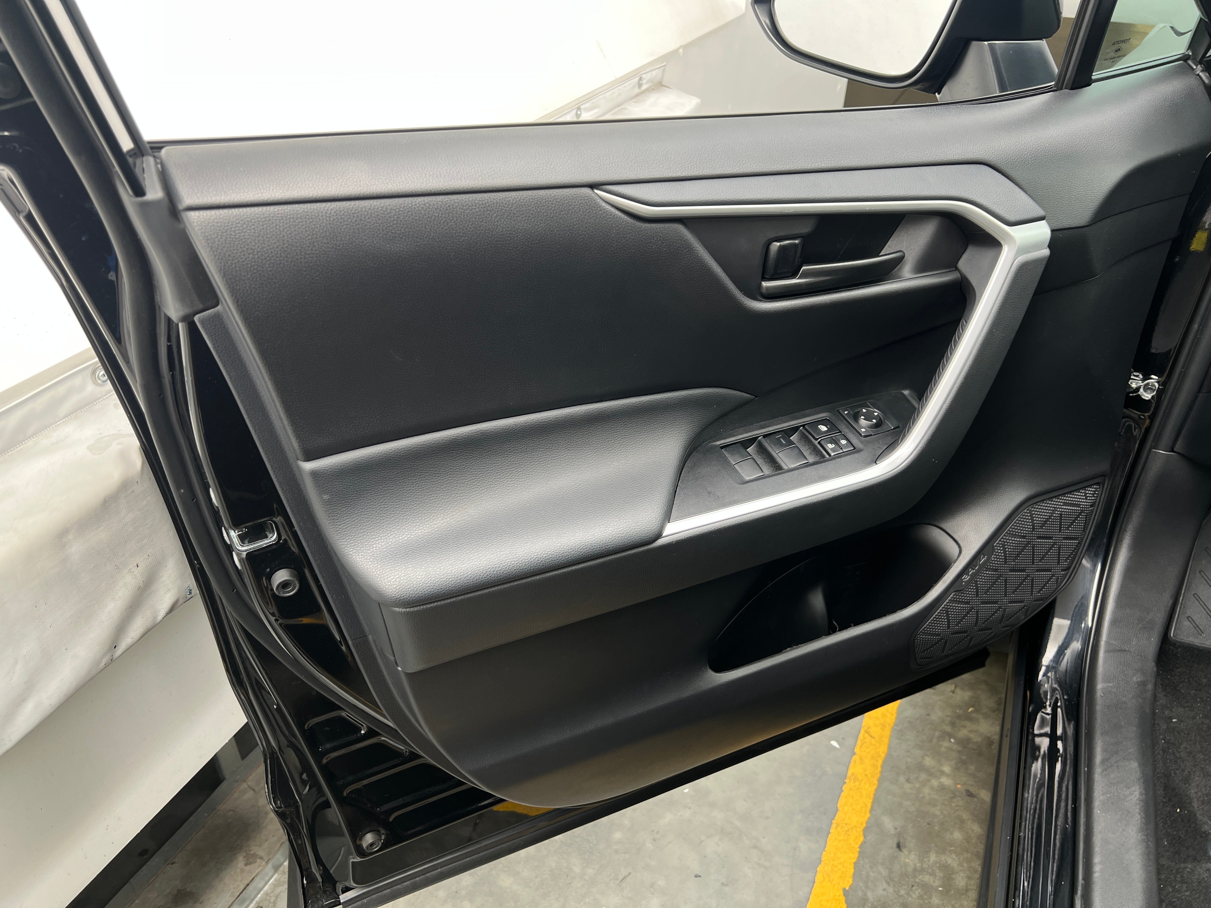 toyota rav4 2025 2T3K1RFV0SW423107 image toyota rav4 2025 2T3K1RFV0SW423107 image