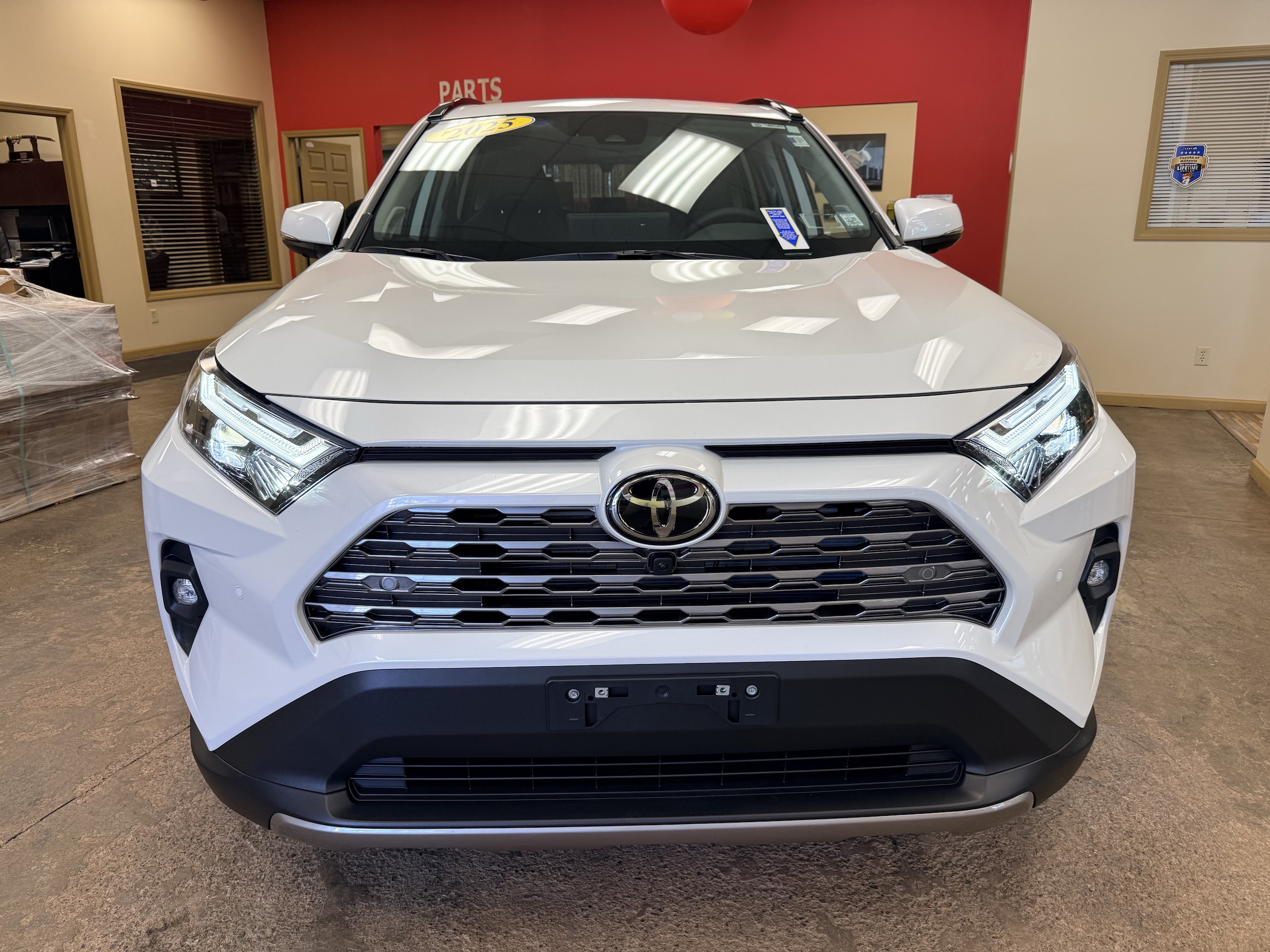 toyota rav4 2025 2T3N1RFV1SW613253 image toyota rav4 2025 2T3N1RFV1SW613253 image