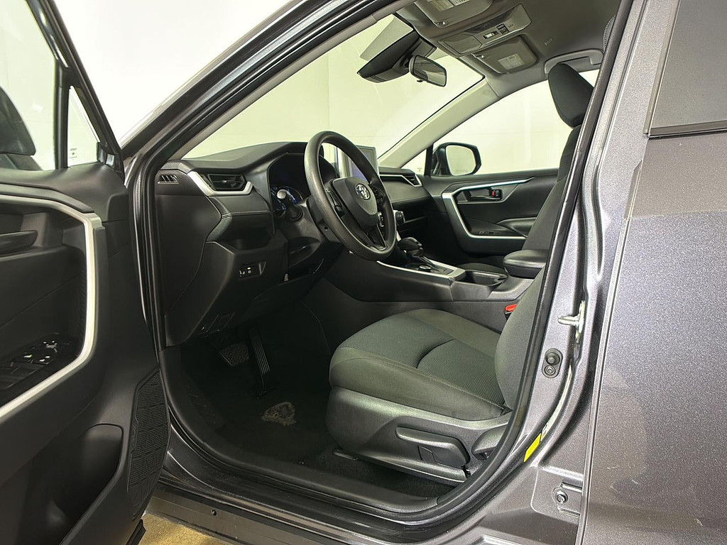 toyota rav4 2025 4T3LWRFV5SU183185 image
