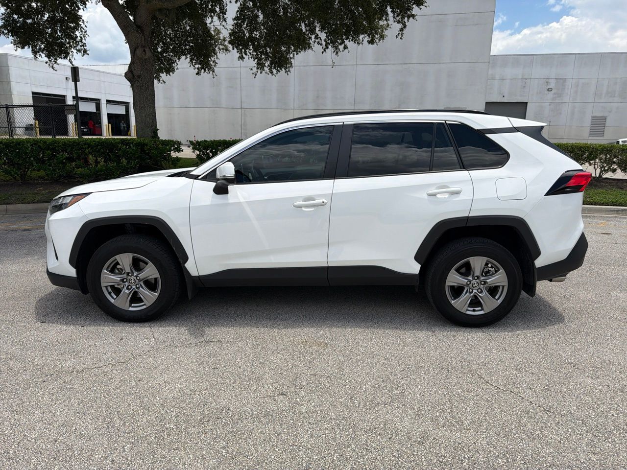 toyota rav4 2025 2T3W1RFVXSW367632 image toyota rav4 2025 2T3W1RFVXSW367632 image