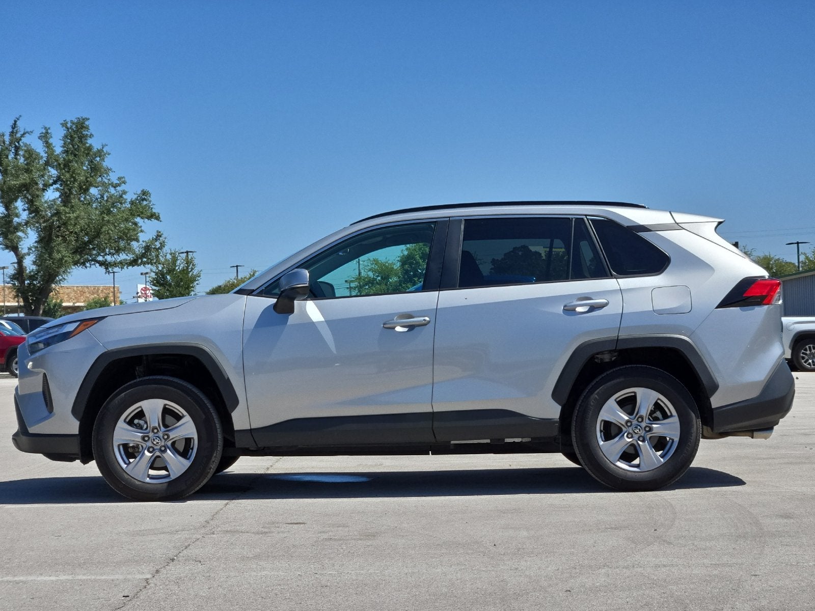 toyota rav4 2025 2T3P1RFV8SW523753 image toyota rav4 2025 2T3P1RFV8SW523753 image