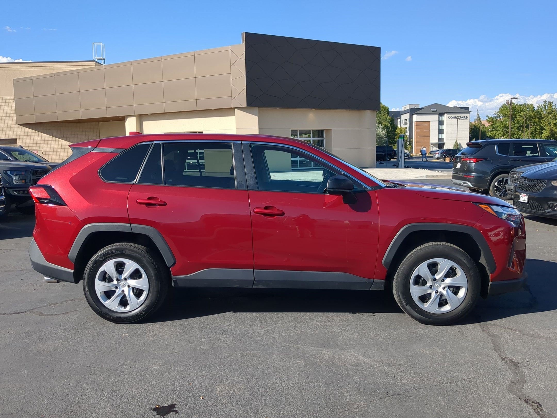 toyota rav4 2025 2T3F1RFV5SW510812 image toyota rav4 2025 2T3F1RFV5SW510812 image