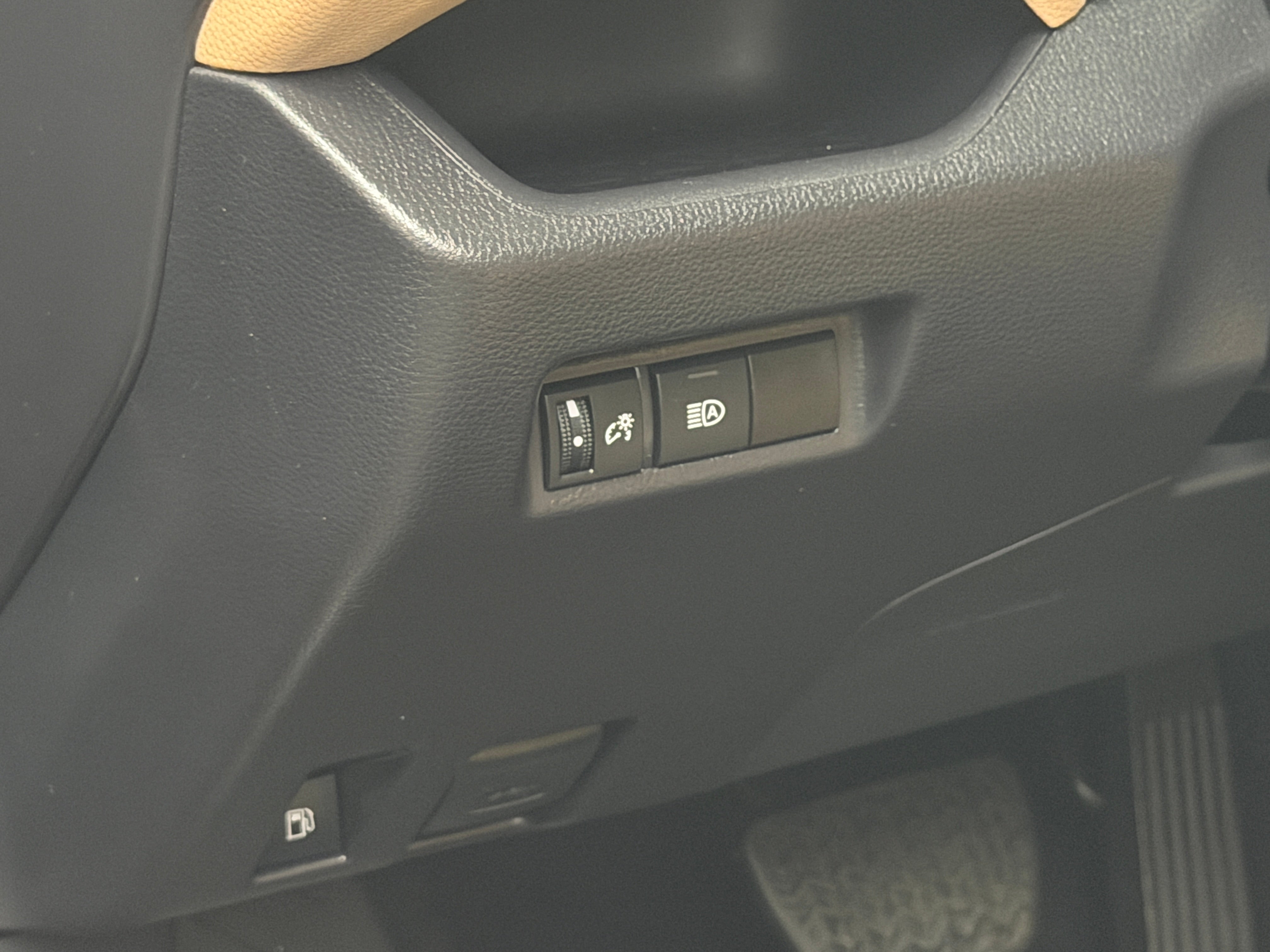 toyota rav4 2025 4T3MWRFV5SU180131 image toyota rav4 2025 4T3MWRFV5SU180131 image