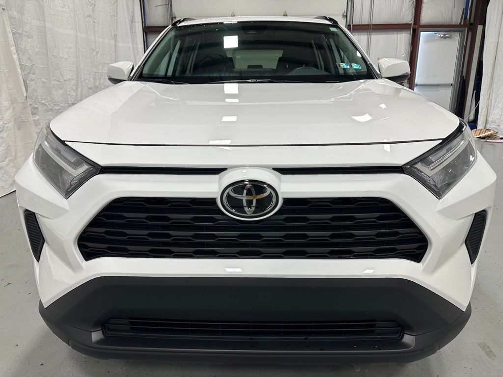 toyota rav4 2025 2T3P1RFV6SW611457 image toyota rav4 2025 2T3P1RFV6SW611457 image