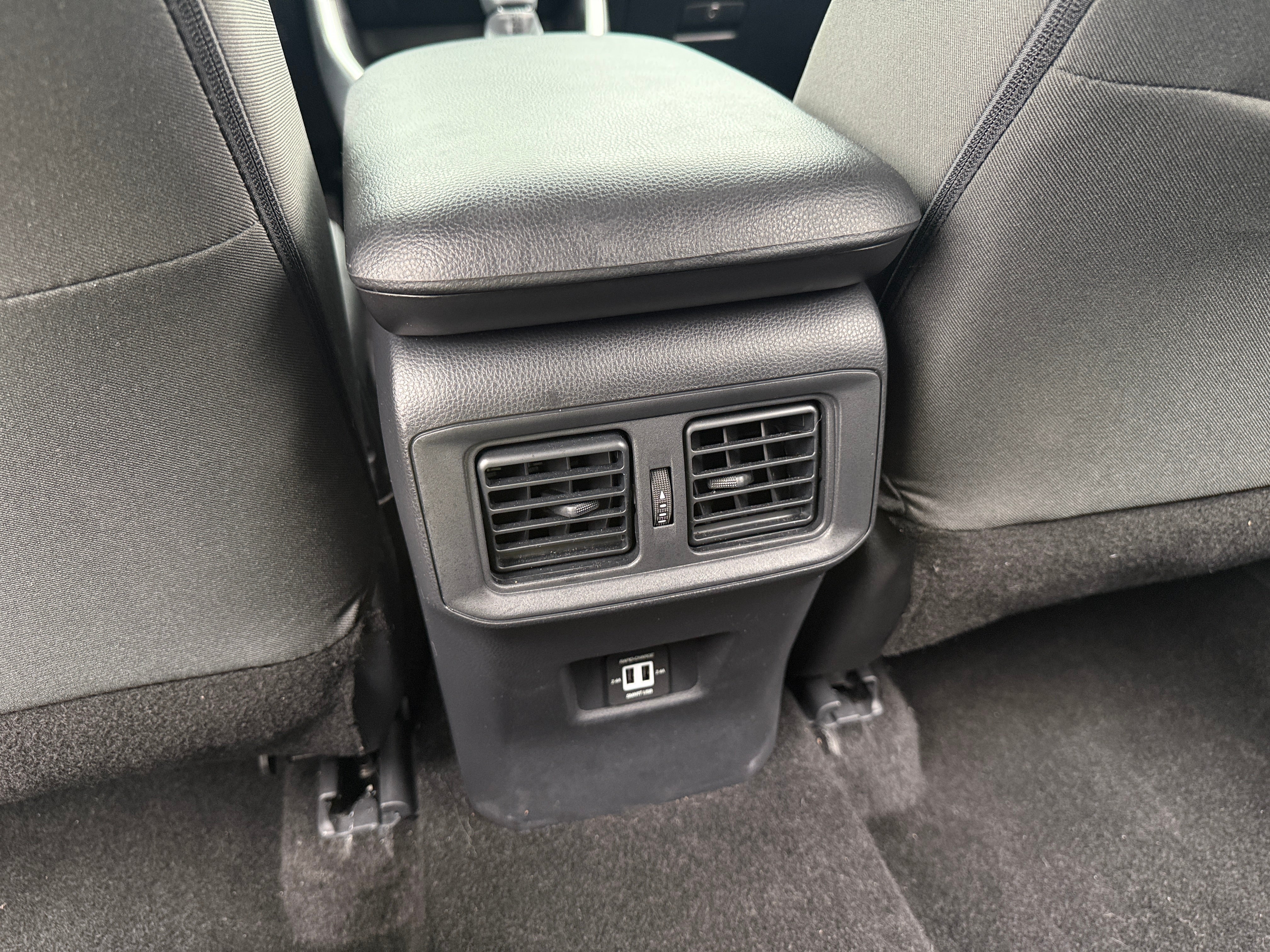 toyota rav4 2025 2T3MWRFV2SW262432 image toyota rav4 2025 2T3MWRFV2SW262432 image