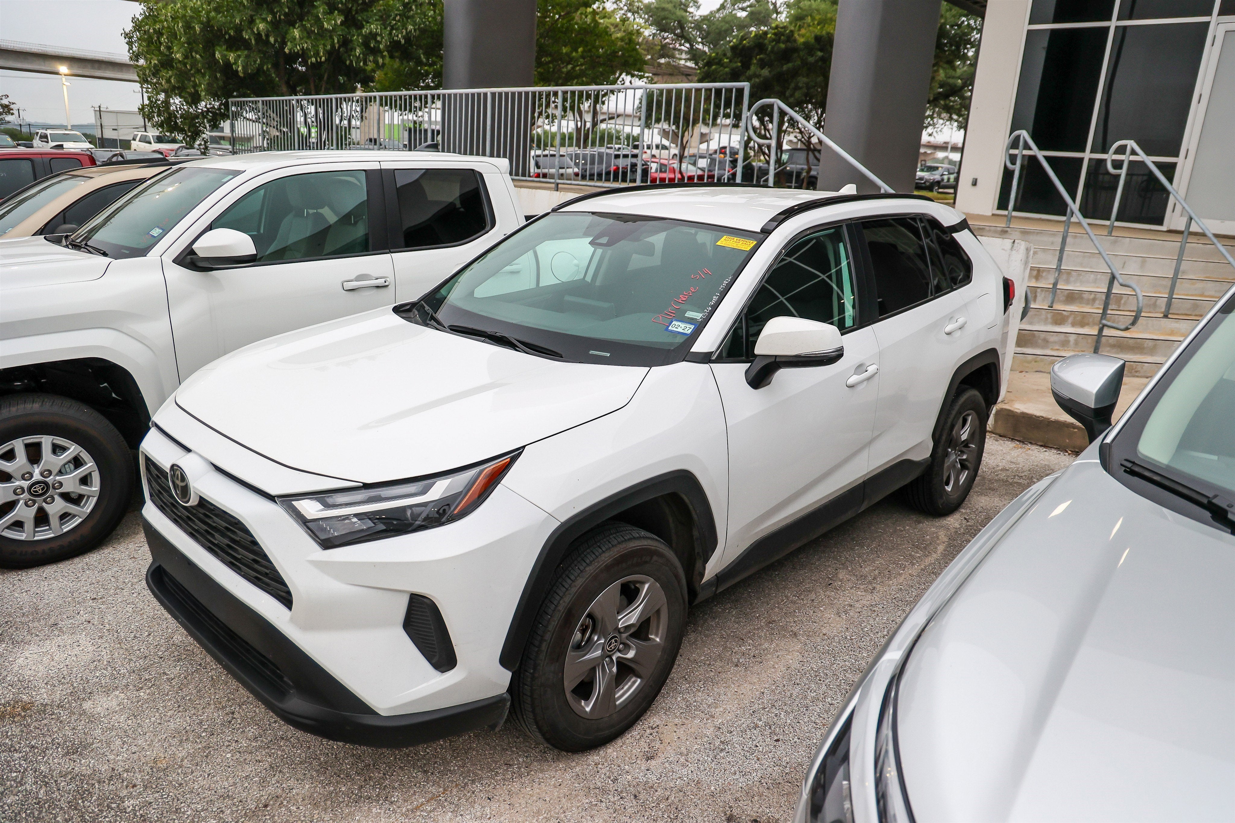 toyota rav4 2025 2T3W1RFV0SW381989 image toyota rav4 2025 2T3W1RFV0SW381989 image