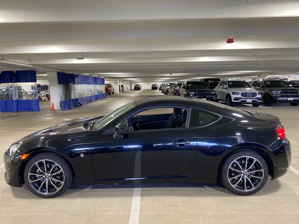 toyota 86 2017 JF1ZNAA11H8709013 image toyota 86 2017 JF1ZNAA11H8709013 image
