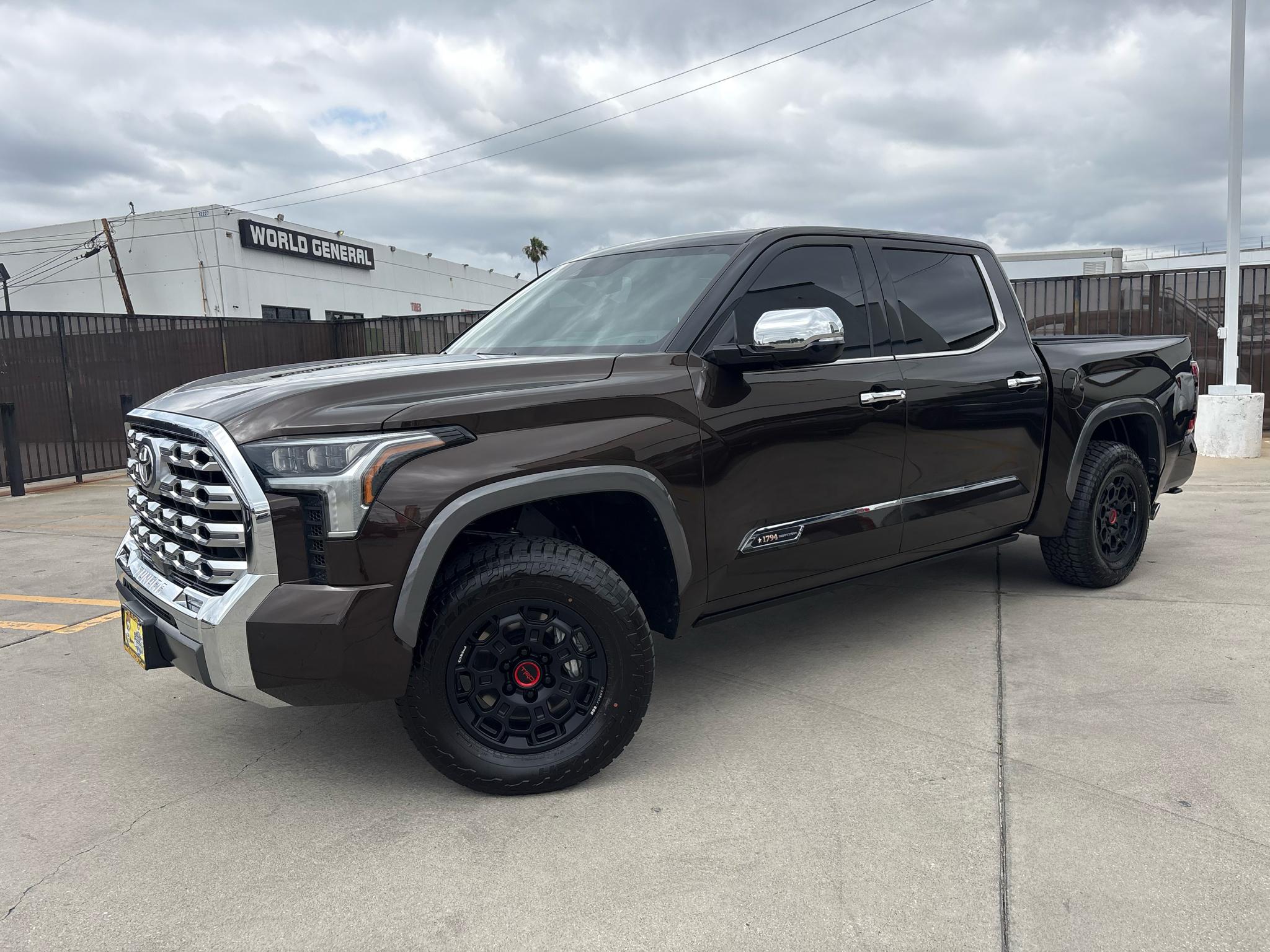 toyota tundra 2023 5TFMA5AB6PX024736 image toyota tundra 2023 5TFMA5AB6PX024736 image