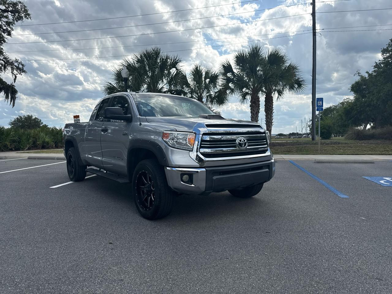 toyota tundra 2016 5TFRW5F17GX194434 image toyota tundra 2016 5TFRW5F17GX194434 image