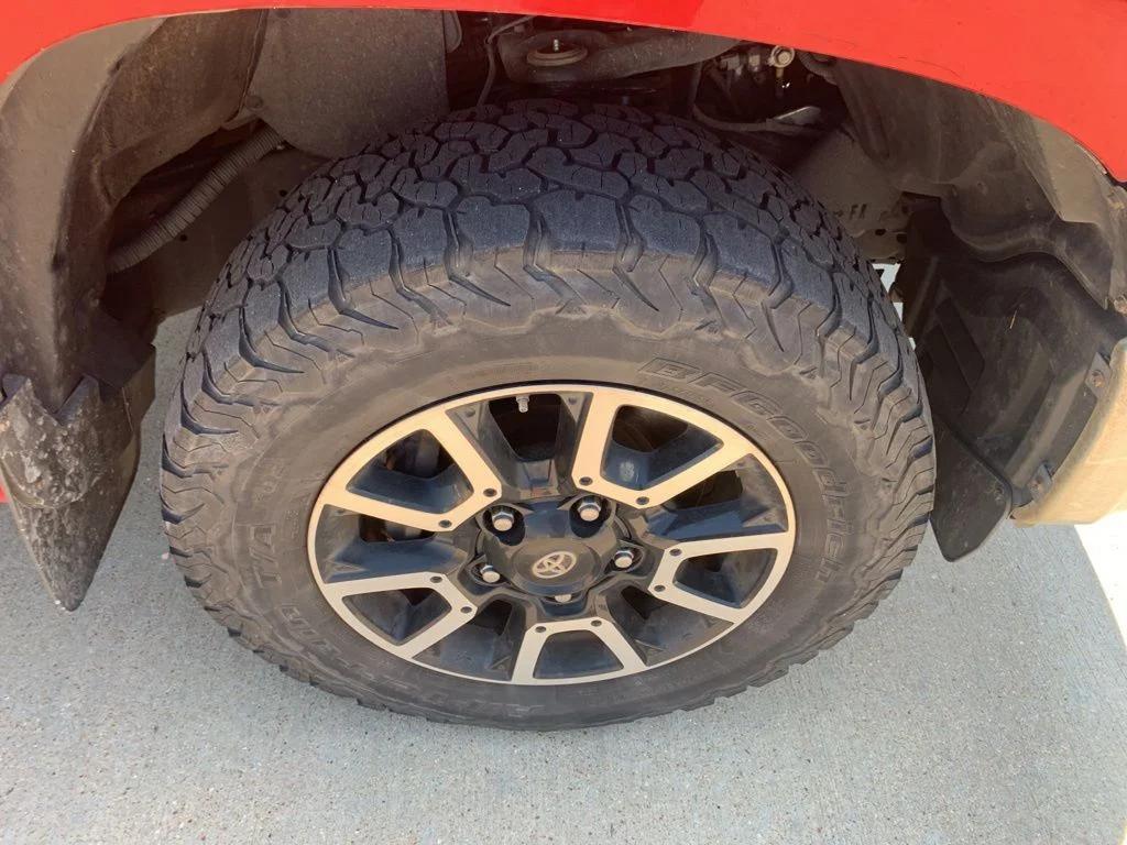 toyota tundra 2016 5TFHY5F11GX492418 image toyota tundra 2016 5TFHY5F11GX492418 image