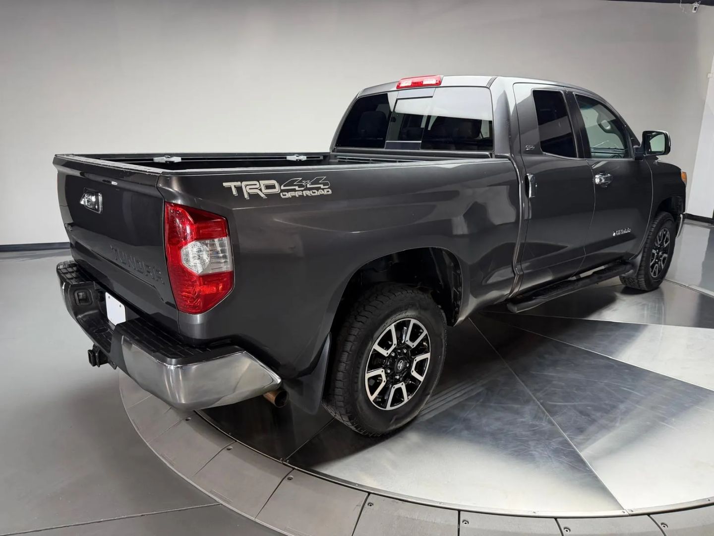 toyota tundra 2016 5TFUM5F12GX064545 image toyota tundra 2016 5TFUM5F12GX064545 image